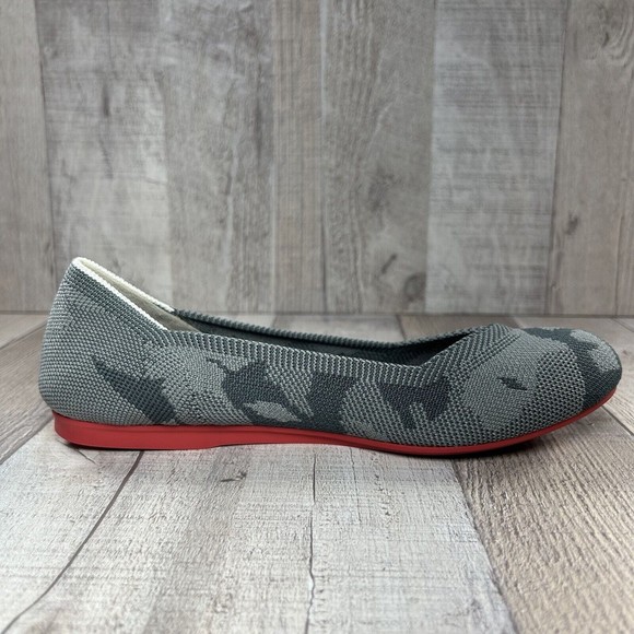 Rothy's The Flat Camo Women's Slip On Ballet Flat Shoes Red Sole Gray Size 6.5 - Picture 7 of 12